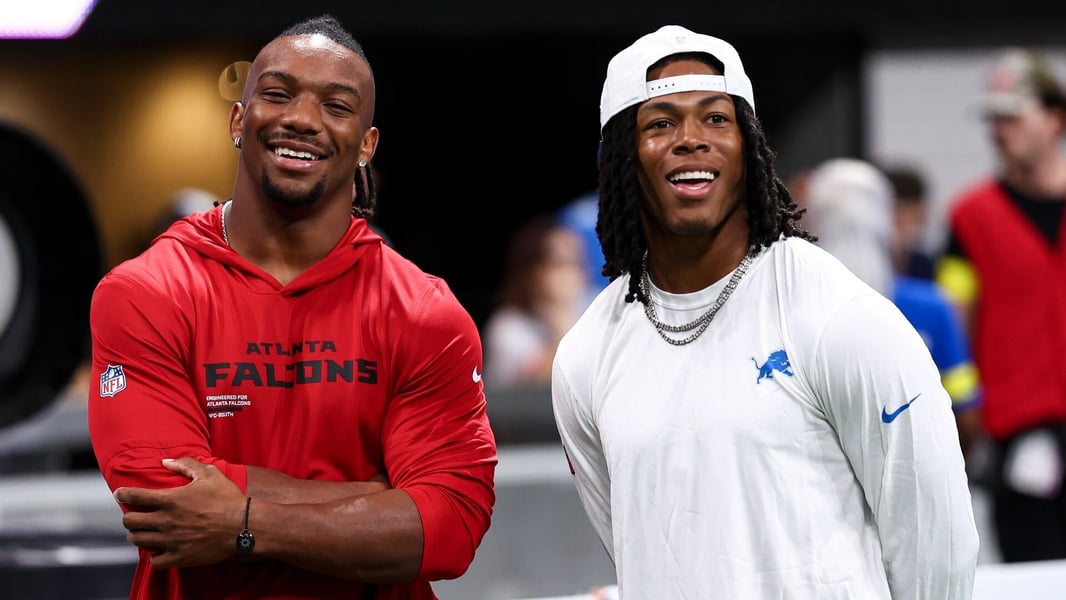 Bijan Robinson and Jahmyr Gibbs sit out NFL training camp practice amid contract negotiations in 2026