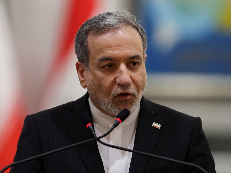 Iranian Foreign Minister Abbas Araghchi at a press conference, as Tehran responds to a new US sanctions campaign