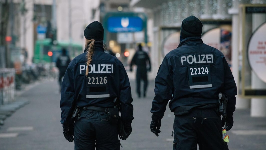 Police officers at anti-Merz demonstrations in Plauen, Germany