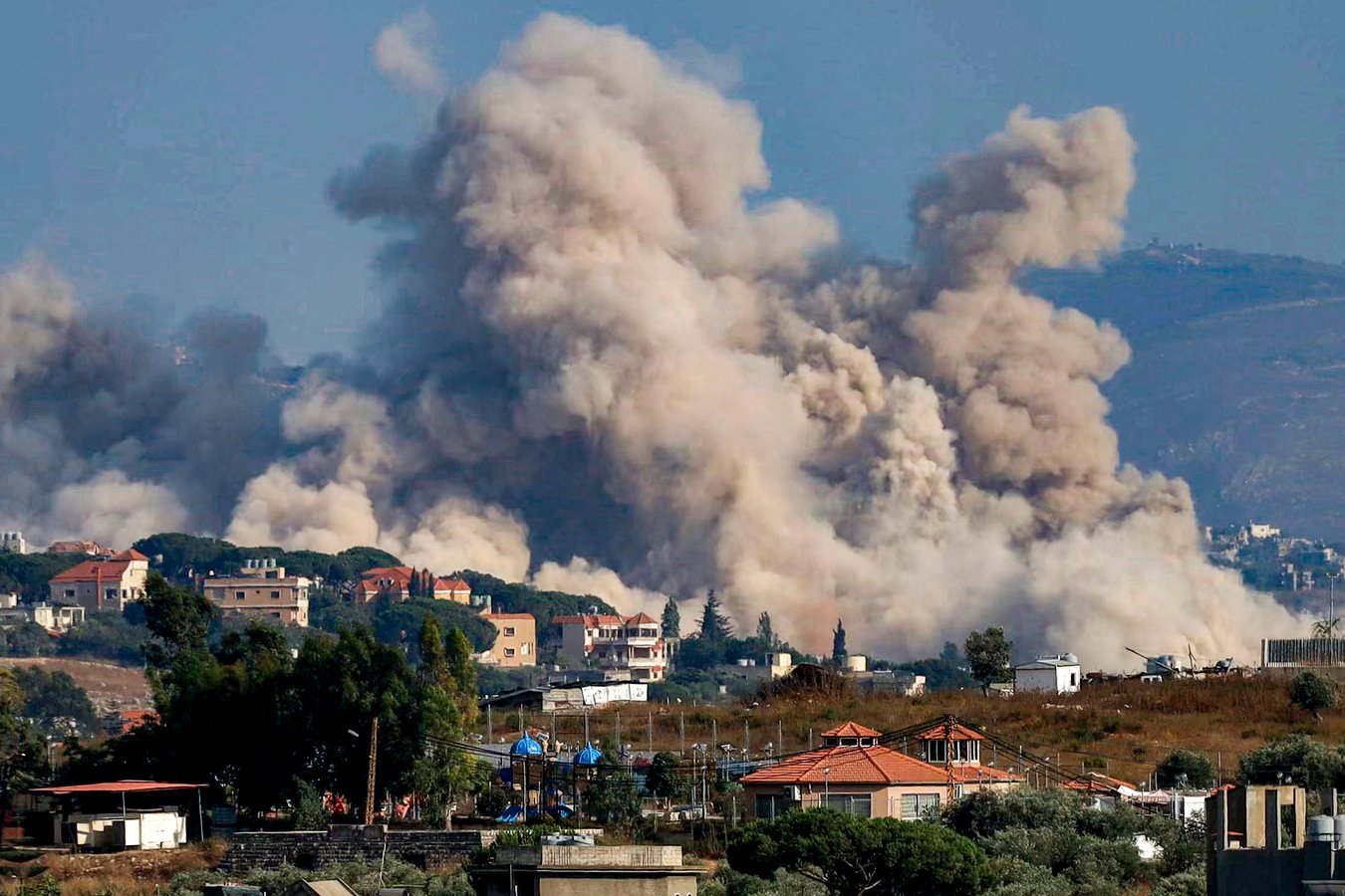 Israeli forces controlled explosions southern Lebanon Nabatieh smoke July 2026