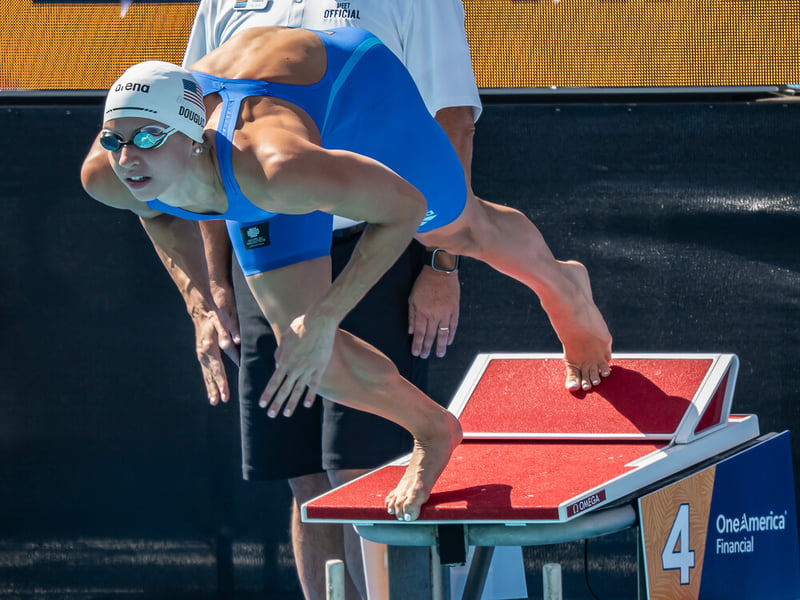 Kate Douglass anchors the US Mixed 400m Medley Relay to a world record of 3:36.70 at the 2026 Pan Pacific Championships in Irvine