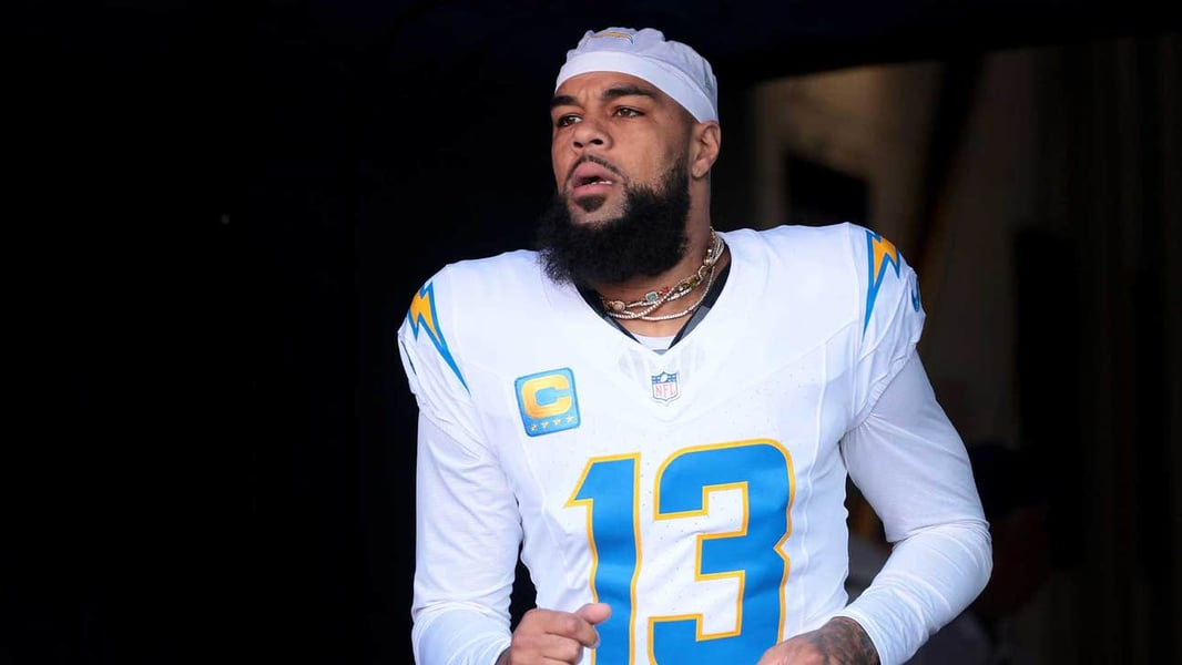 Keenan Allen signs with Indianapolis Colts NFL wide receiver 2026