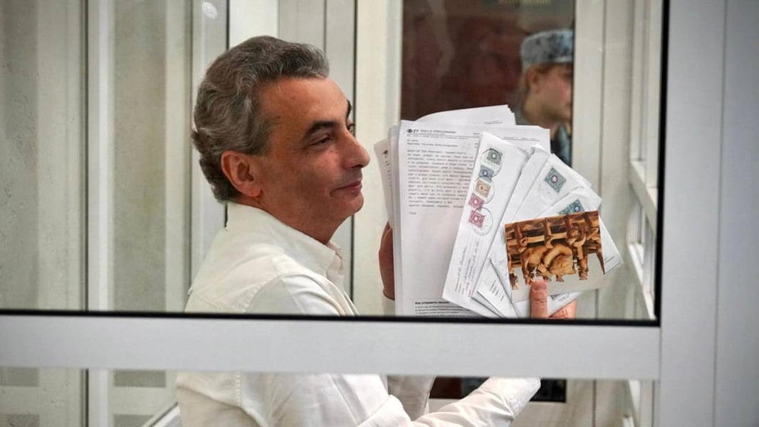Lev Shlosberg Russia Ukraine war opposition politician sentenced 11 years Pskov court