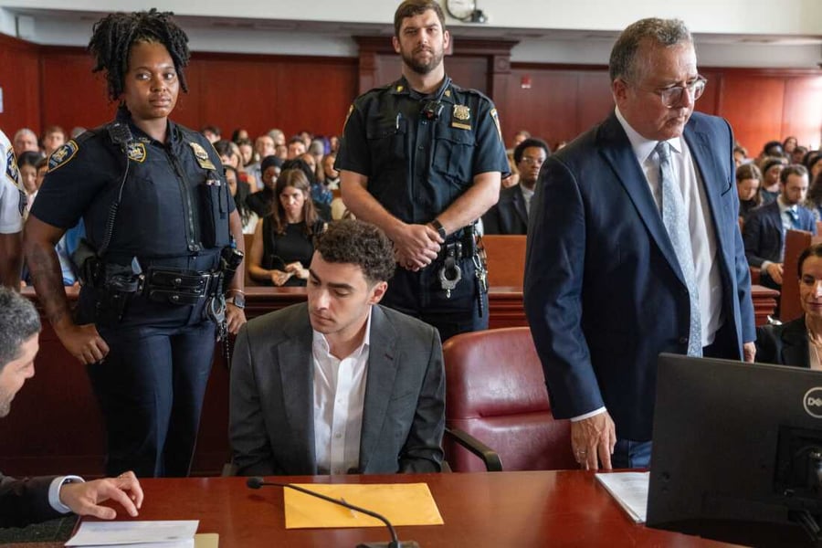 Luigi Mangione at Manhattan Federal Court during his federal guilty plea hearing August 2026