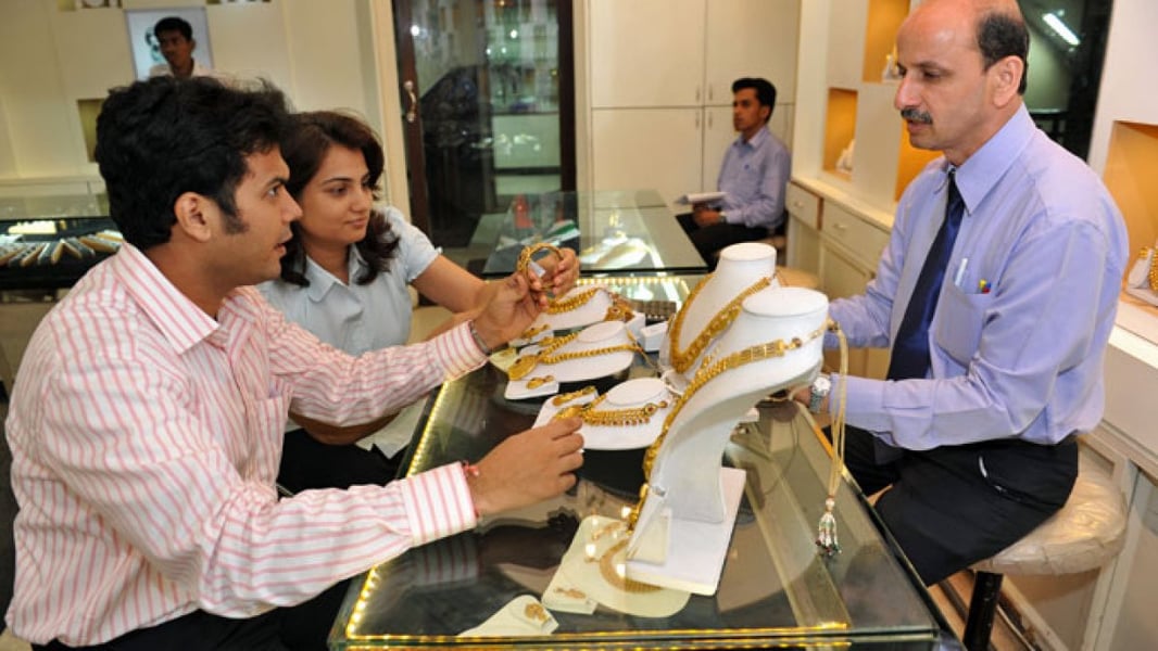 Gold jewellery at Zaveri Bazaar Mumbai August 31 2026
