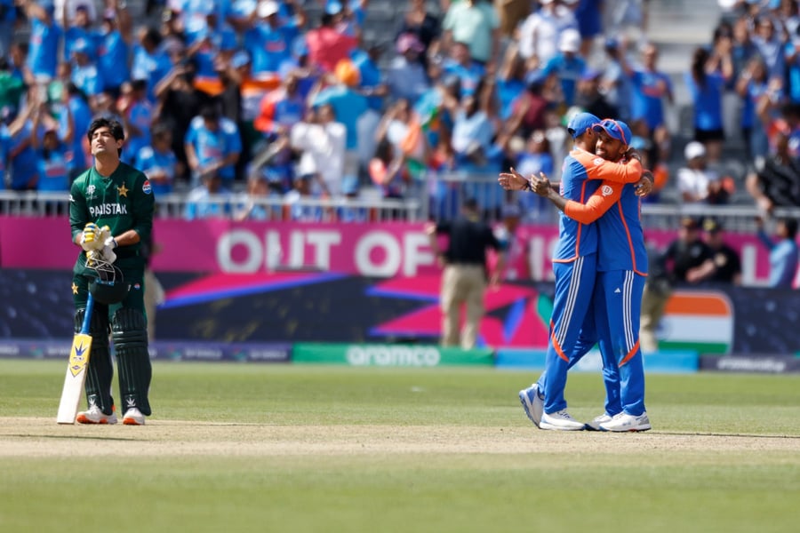 India celebrate beating Pakistan by six runs at Nassau County International Cricket Stadium in the T20 World Cup 2024, the closest match in the Pakistan vs India cricket timeline