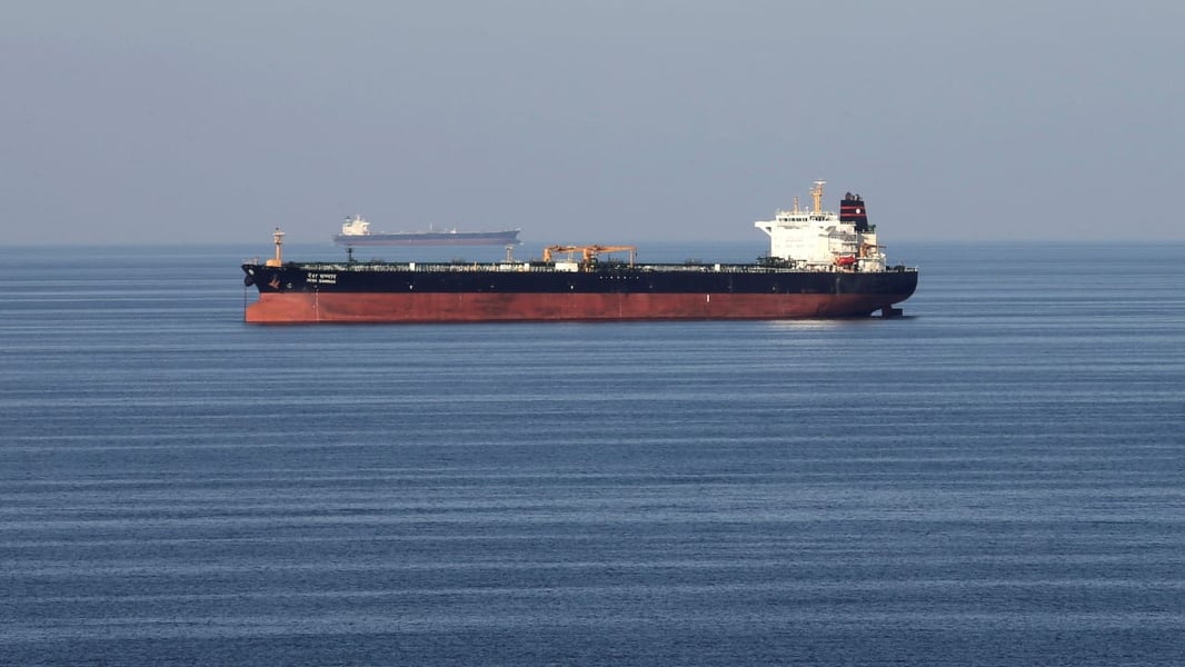 Oil tankers navigating the Strait of Hormuz as Somalia piracy surges in Gulf of Aden