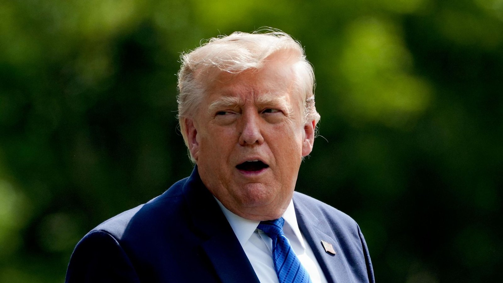 Donald Trump announces halt to Iran military strikes amid Strait of Hormuz deal talks August 2026