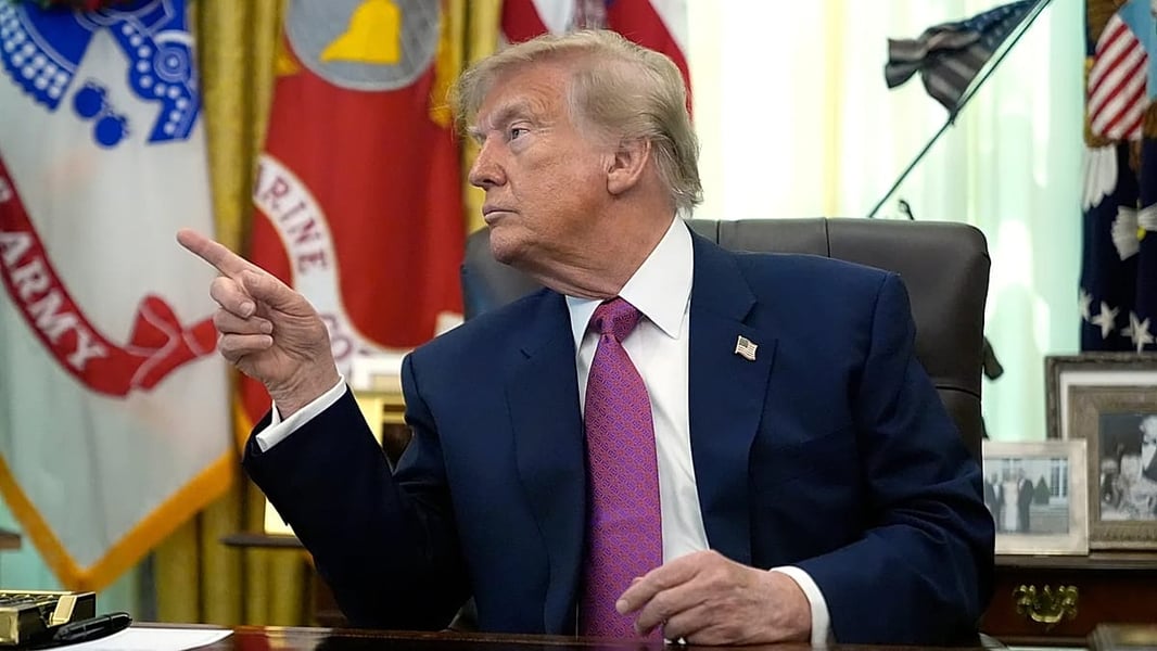 Donald Trump signs executive order renaming Lake Ontario to Lake America amid Canada trade war