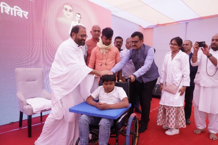 First Science College Across 238 Villages, Heart Surgeries for Tribal Children: How Gurudevshri Rakeshji's Vision Is Changing Life in South Gujarat