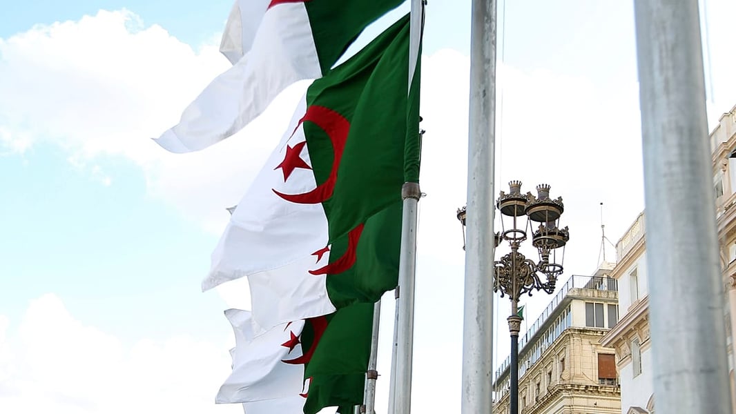 Algeria closes airspace to UAE aircraft September 2026 diplomatic break