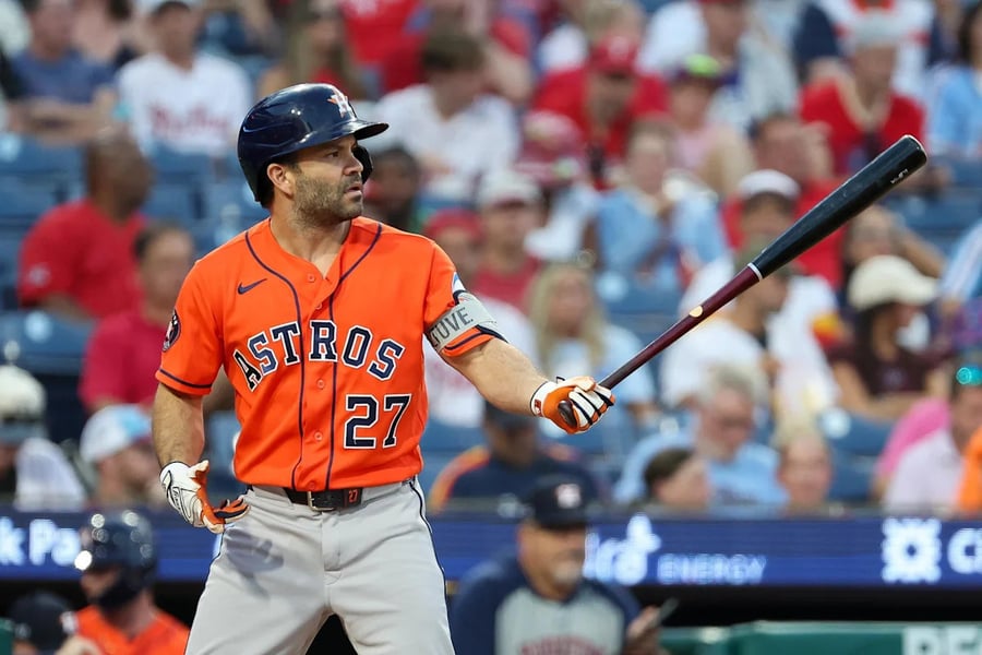 Jose Altuve reacts after collecting his 2,500th career hit as an Astros second baseman