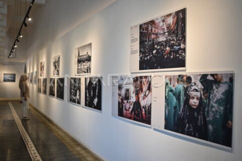 Visitors view photographs at the Andrei Stenin International Press Photo Contest exhibition at ANTARA Heritage Center in Jakarta, Indonesia