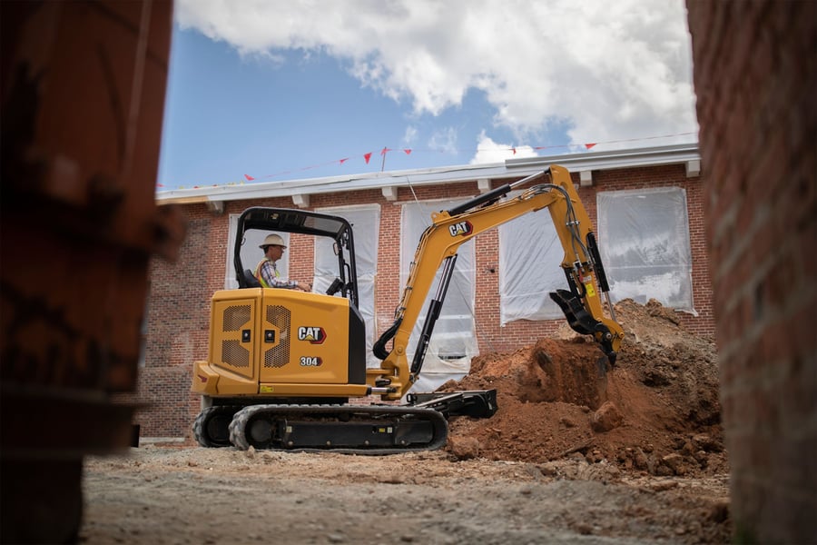 Caterpillar construction equipment — NYSE:CAT stock rises 1.65% to $813.94 on September 4, 2026