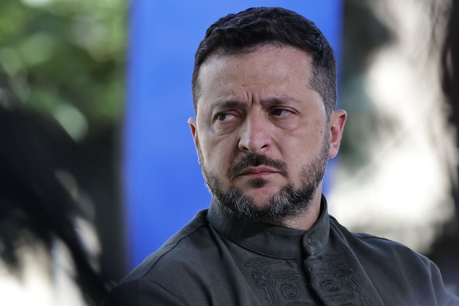 Volodymyr Zelensky statement on EU Russia sanctions delay and Usmanov delisting demand