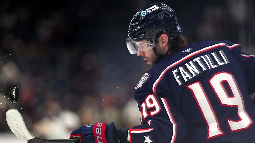 Columbus Blue Jackets general manager Don Waddell discussing the Fantilli contract