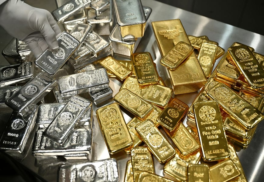 Gold and precious metals bars representing India gold market rates September 17 2026