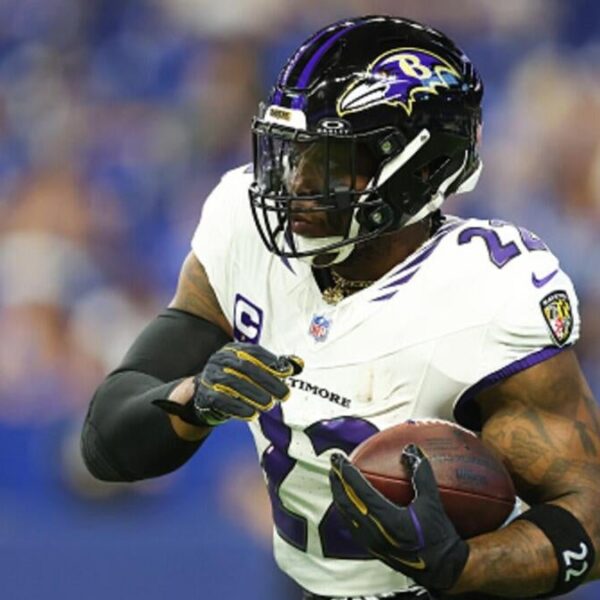 Derrick Henry crosses the goal line for his record-breaking 124th career rushing touchdown during the Ravens vs Colts Week 1 game