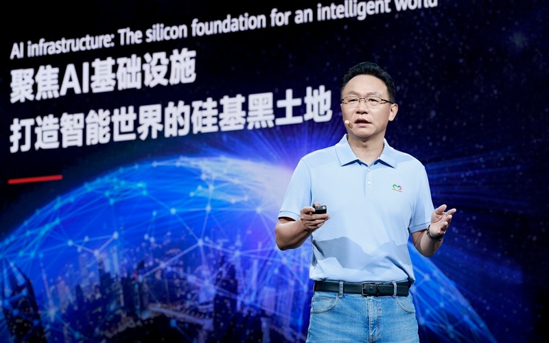 Huawei Rotating Chairman David Wang delivers keynote at HUAWEI CONNECT 2026 in Shanghai on AI infrastructure strategy