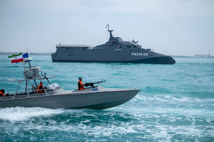 IRGC naval forces in Strait of Hormuz during Iran-US conflict