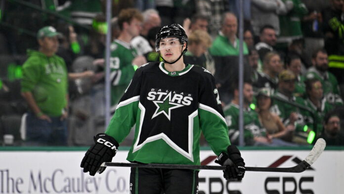 Jason Robertson Dallas Stars winger NHL 2026