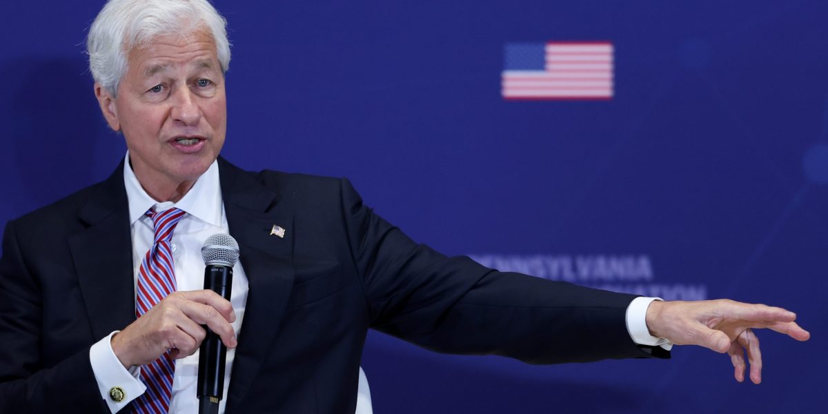 Jamie Dimon JPMorgan Chase bond market Treasury yields September 2026