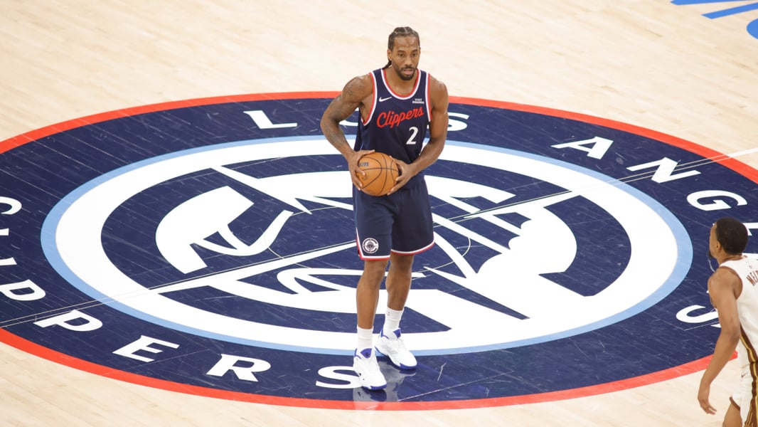 Kawhi Leonard in action for the Los Angeles Clippers during the NBA investigation period