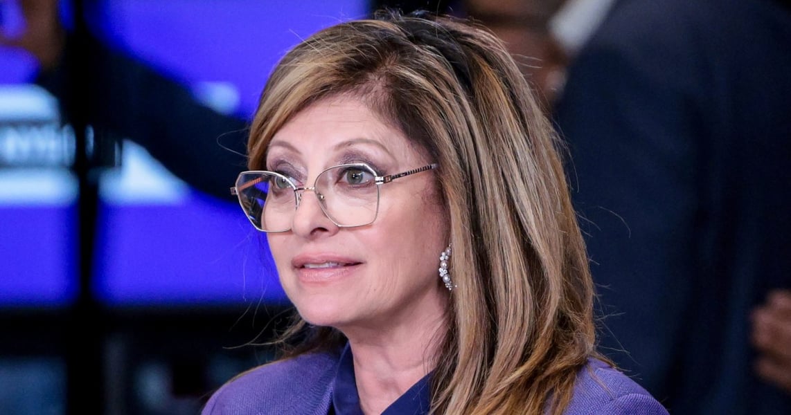 Maria Bartiromo anchor at Fox News studio