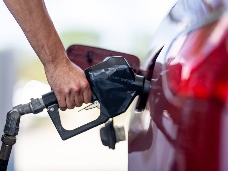 Crude oil storage tanks as Brent price rises toward $95 on Strait of Hormuz disruption