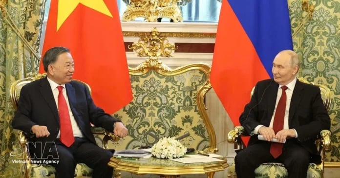 Russian President Vladimir Putin and Vietnamese President To Lam at the Kremlin welcome ceremony in Moscow, September 9, 2026