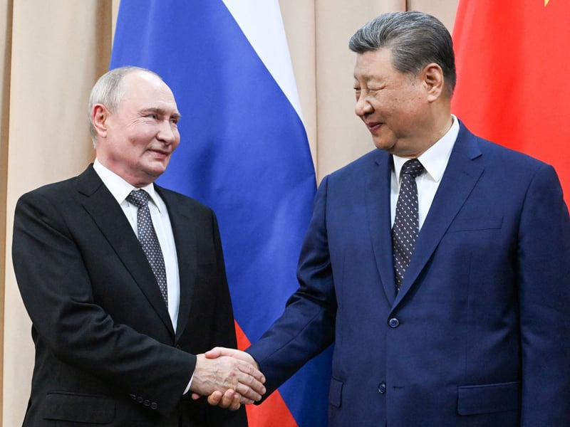 Vladimir Putin and Xi Jinping meet at the Shanghai Cooperation Organisation summit