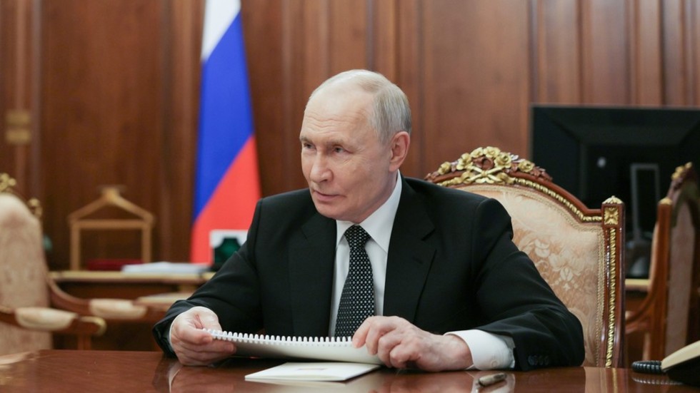 Russian cryptocurrency trading platform following Federal Law 282-FZ legalization September 2026
