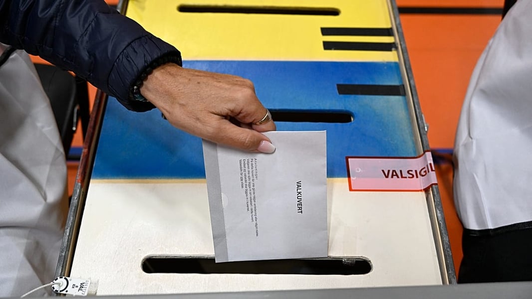 Sweden election 2026 campaign welfare immigration Sweden Democrats Social Democrats Riksdag vote