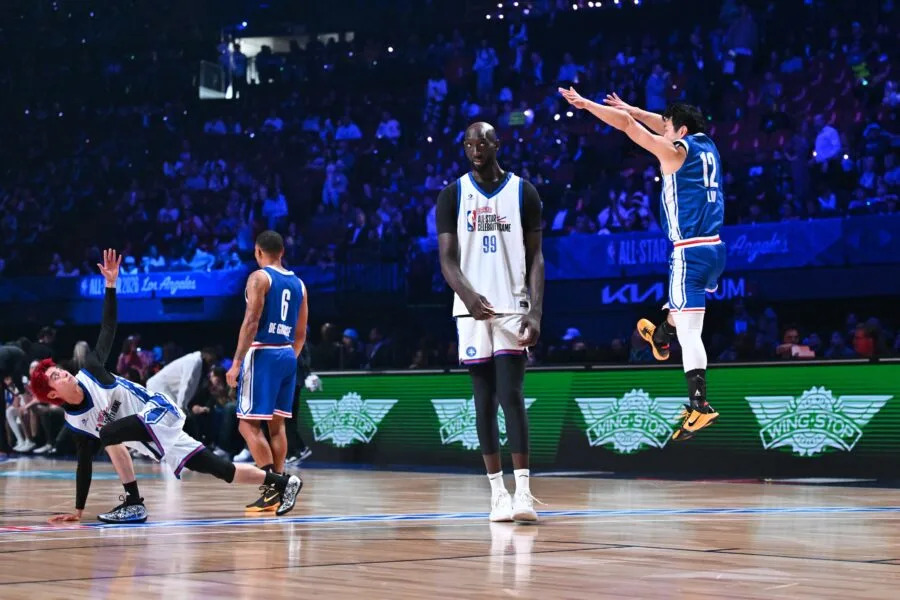 Tacko Fall in action as the 76ers sign him alongside LeBron James Joel Embiid Jaylen Brown