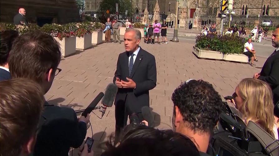 Trump meets with travel executives at White House as Canada trade war intensifies September 2026