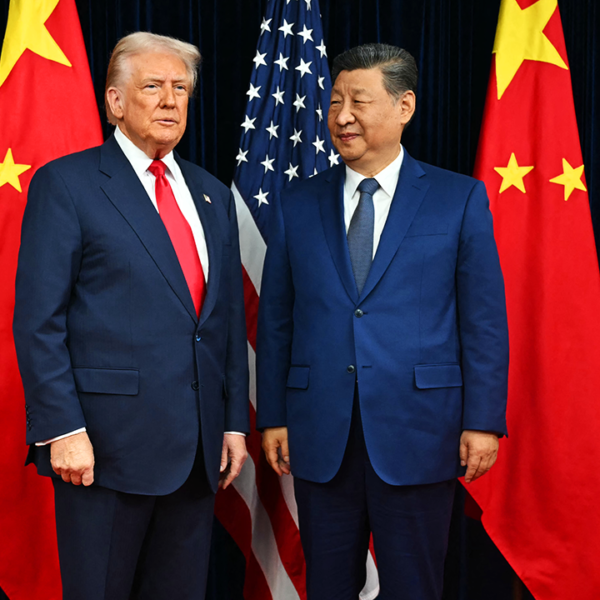 Donald Trump and Xi Jinping at summit with Apple executive chairman Tim Cook attending state dinner