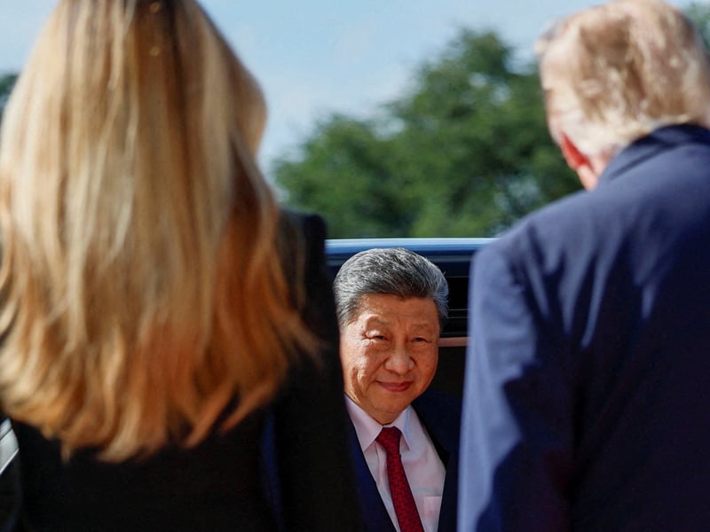 Trump and Xi Jinping pictured during their White House summit agenda discussions