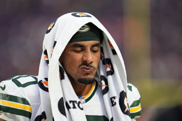 Domonique Orange stops Jordan Love on fourth-and-1 as Minnesota Vikings defeat Green Bay Packers 39-22 in NFL Week 1