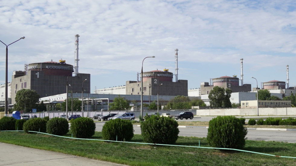 Fuel tankers destroyed near Zaporozhye nuclear plant after Ukrainian strike on emergency diesel convoy