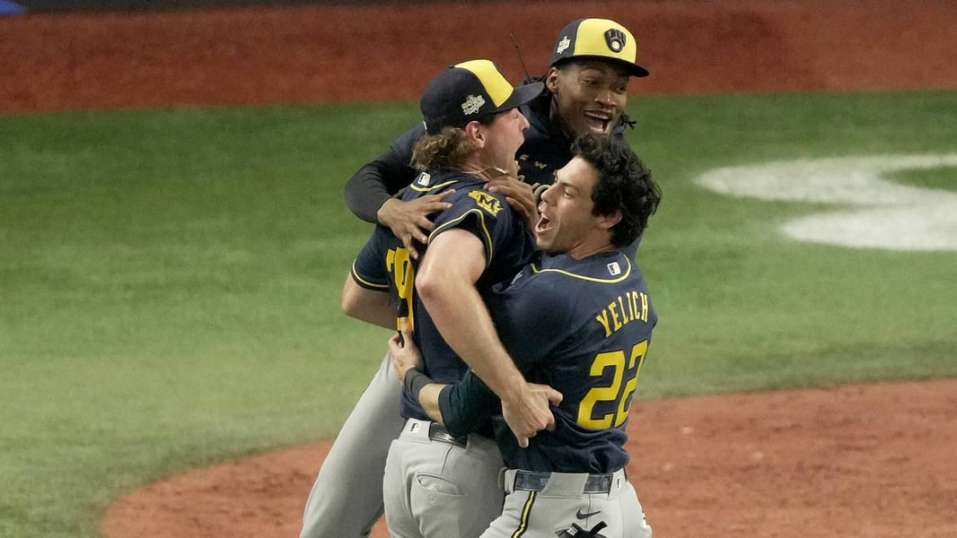 Image accompanying Sports Illustrated's report on Christian Yelich's reaction to Milwaukee's World Series title