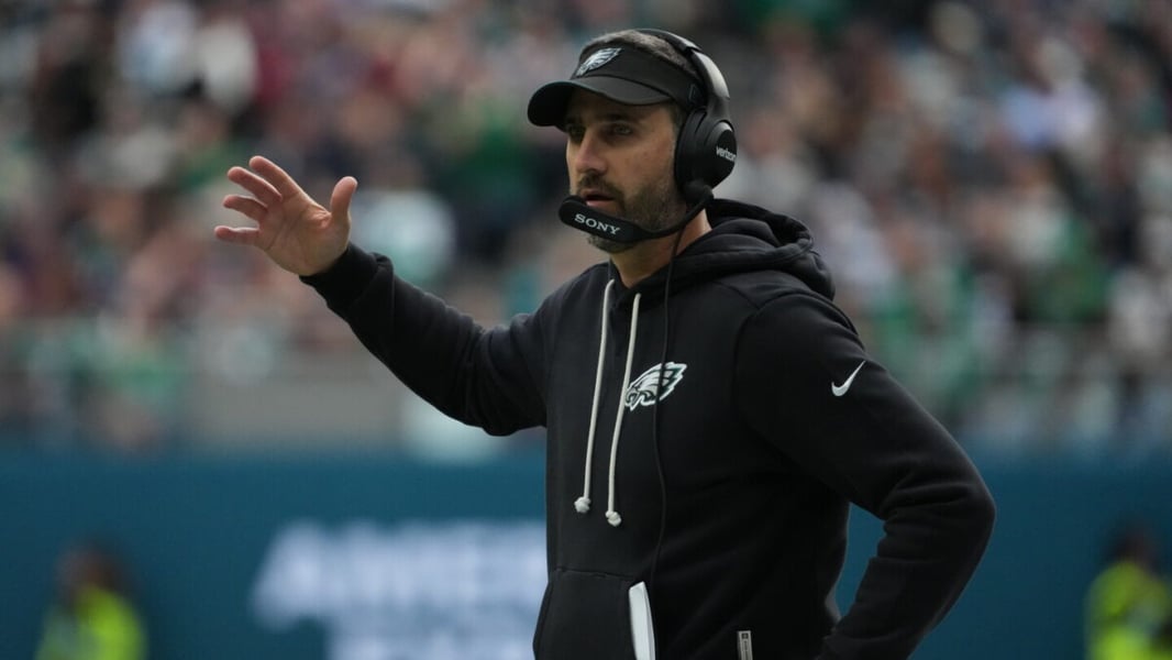 File image accompanying earlier coverage of Nick Sirianni and the Eagles’ London defeat, not a photograph of Hurts’ medical care.