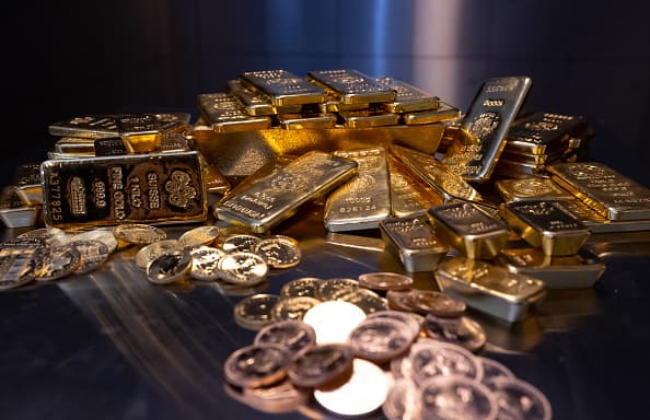 Gold, illustrating the spot gold price rebound