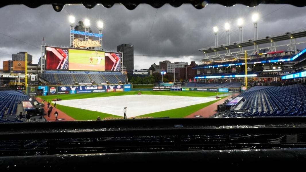 Image accompanying ABC News’ report on the Guardians–Rays ALCS Game 4 postponement.