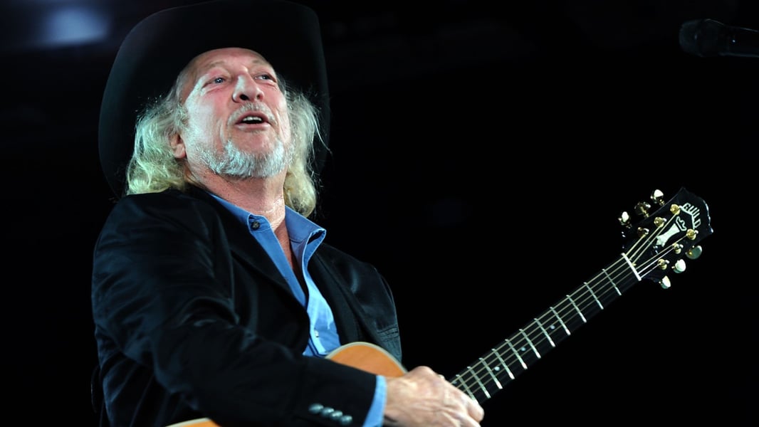 Country singer John Anderson pictured in Rolling Stone's obituary