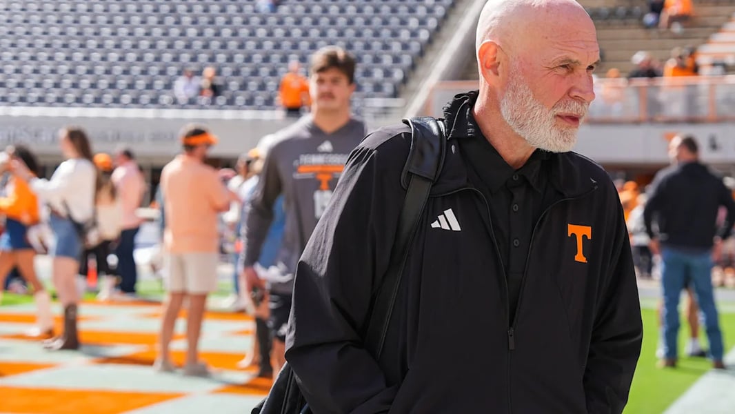 Image accompanying A to Z Sports’ report on Jim Knowles after Tennessee’s win over Alabama.