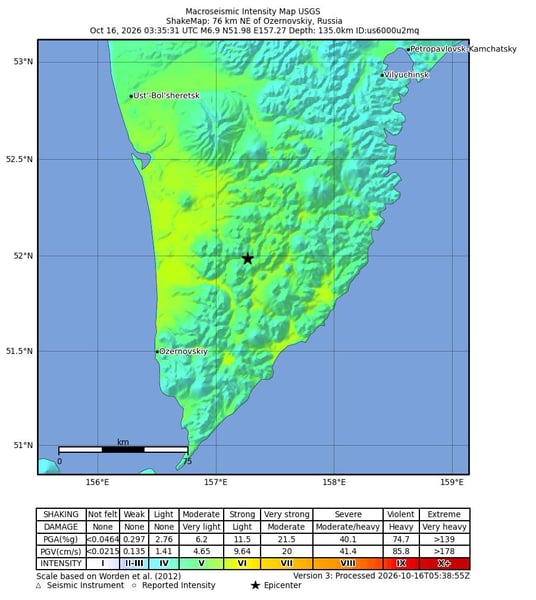 USGS ShakeMap of the magnitude 6.9 Kamchatka earthquake with the epicenter marked by a star and shaking at moderate to strong intensity across the southern peninsula